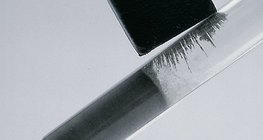 Сместа от желязо и сяра на прах може да бъде намагнетизирана.