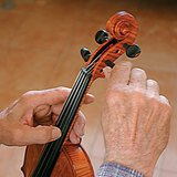 Изработване на цигулка - 4