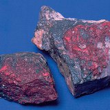 Цинобър (HgS)