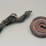 Гниещо дърво и ръждясващо желязо