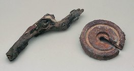 Гниещо дърво и ръждясващо желязо