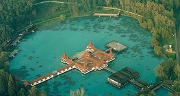 Въздушна снимка на езерото Хевиз