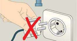 Не докосвайте едновременно електически уред и заземен предмет!