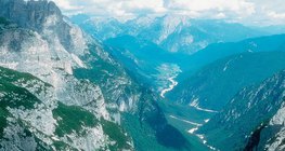 V-образен профил на долина