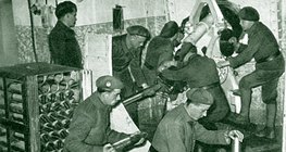 Странната война: френски войници в едно от укрепленията на отбранителната линия "Мажино"