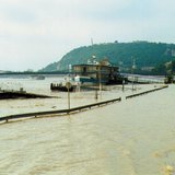 Покачване на нивото на река Дунав при Будапеща