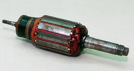 Роторът на универсалния двигател