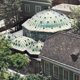 Баня в Будапеща, построена по времето на османското владичество в Унгария.