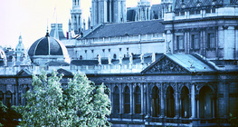 Парламентът във Виена