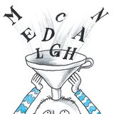 Kisfiú tölcsérrel tölti az agyába a tudást