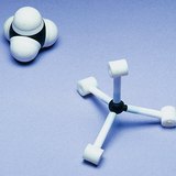 Варианти на триизмерно представяне на молекулата на метана