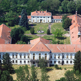 A soponyai Zichy-kastély