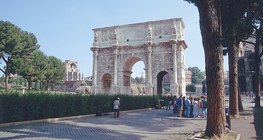 Арката на Константин в Рим