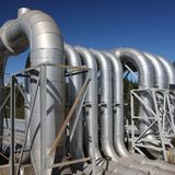 П-образен завой на тръба, за предотвратяване на топлинно разширение