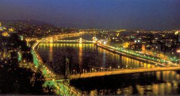 Будапеща през нощта