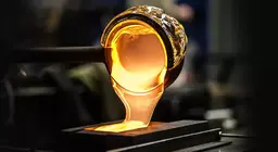 Течно или твърдо е стъклото?